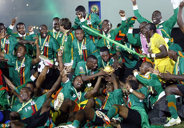 Zambia ubwo yegukaga igikombe cy'Afrika cya mbere muri Gabon ahabereye impanuka y'indege yahitanye benshi mu bakinnyi 1993