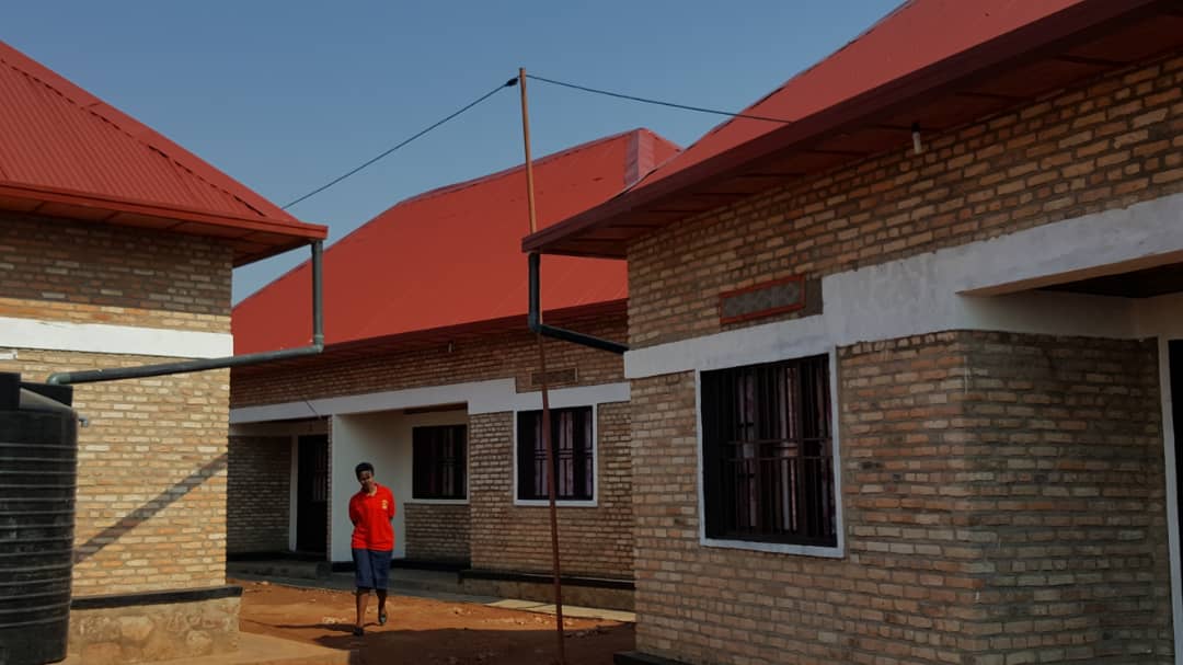 Zimwe mu nzu zubakiwe abatishoboye mu karere ka Gasabo, zatashywe kuri uyu wa gatandatu 