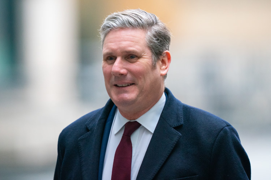 Sir Keir Starmer, Minisitiri w'Intebe w'Ubwongereza wahagaritse amaezerano y'abimukira