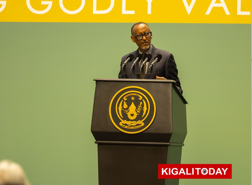 Perezida Kagame aganiriza abitabiriye iryo sengesho