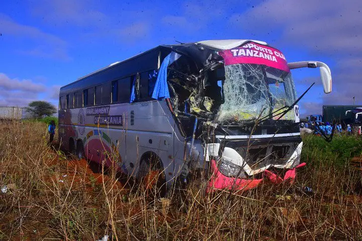 Abadepite 16 bo mu Nteko Ishinga Amategeko ya Tanzania bakomerekeye mu mpanuka y'imodoka