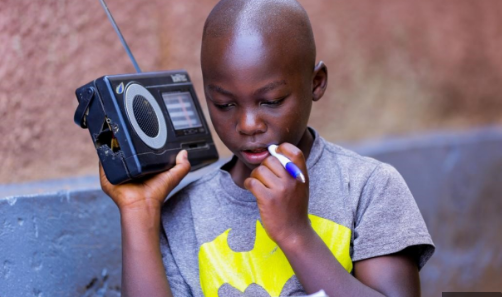 Nta muntu ukigendana radio