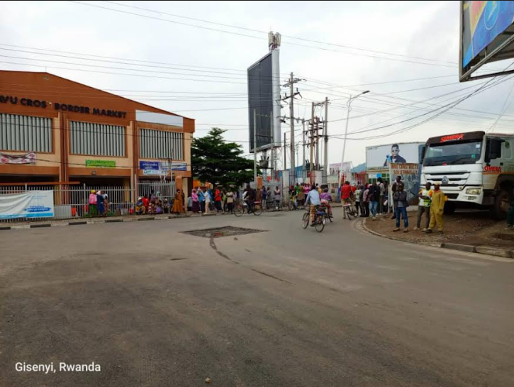 Abari bagiye gukorera i Goma basanze umupaka ufunze