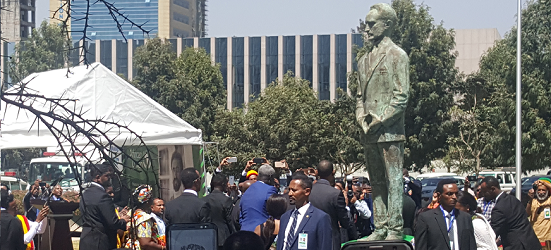 Ishusho ya Haile Selassie I yubatswe ku cyicaro cya AU