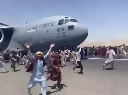 Abantu benshi bahunga Kaboul